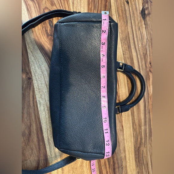 Marc Jacobs Pebbled Leather Handbag with Shoulder Strap - Picture 7 of 16